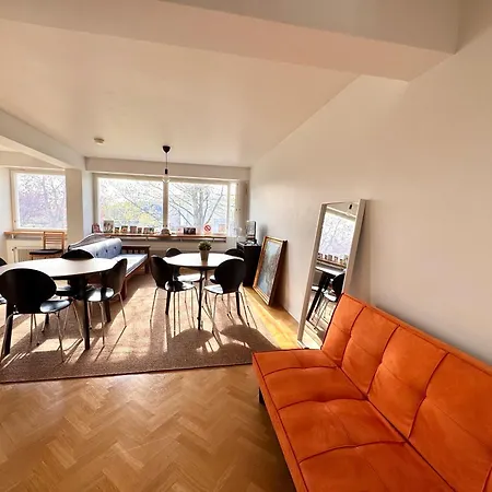 Apartment Family Near Airport *